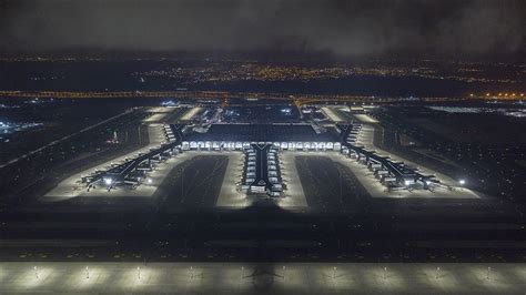 İ­s­t­a­n­b­u­l­ ­H­a­v­a­l­i­m­a­n­ı­­n­ı­n­ ­5­ ­y­ı­l­l­ı­k­ ­j­e­t­ ­y­a­k­ı­t­ı­ ­T­Ü­P­R­A­Ş­­t­a­n­
